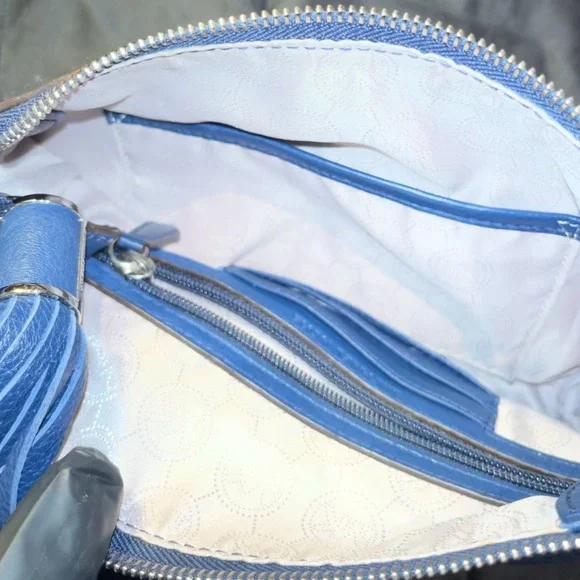 Michael Kors Crossbody - Picture 6 of 7